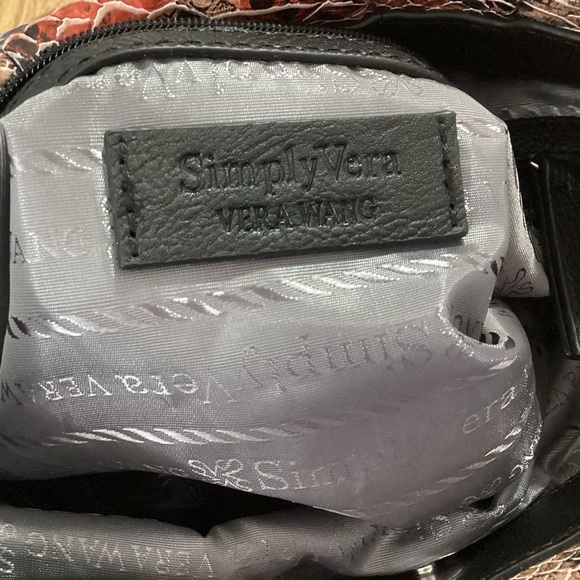 Vera Wang Simply Vera Alicia Rose Python Handbag - Picture 8 of 9